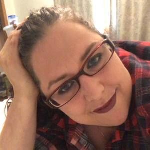 Meet your Posher, Lacey